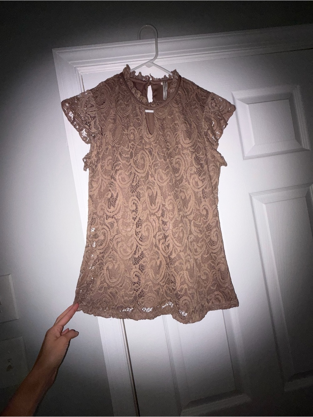 Perseption Taupe Lace Keyhole Cap-Sleeve Top